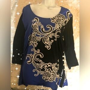 JM COLLECTION Blouse. Bold design on royal blue and black